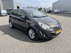 Opel Corsa - 1.4-16V Design Edition
