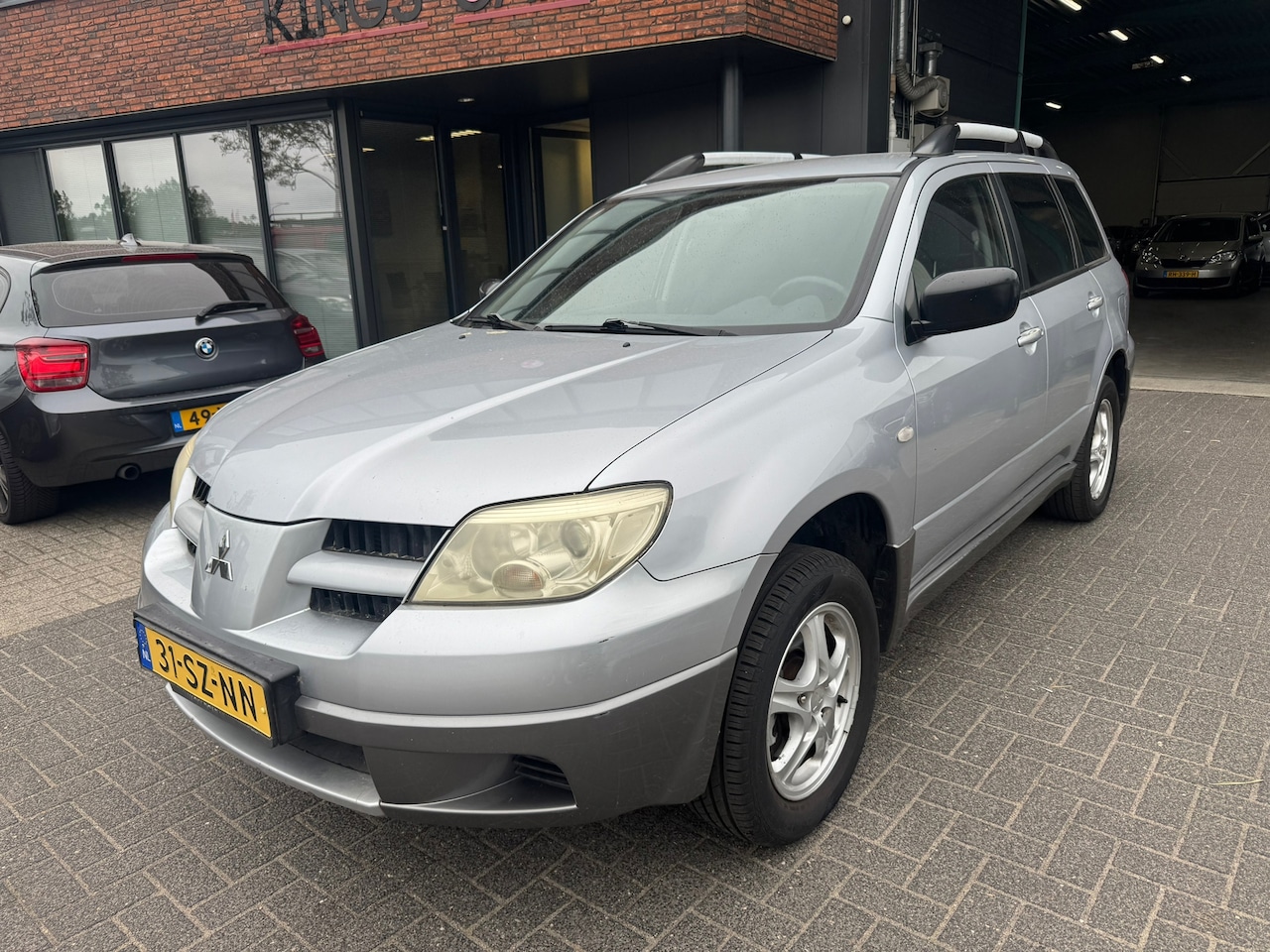 Mitsubishi Outlander Sport - 2.0 Invite+ TREKHAAK AIRCO NIEUWE APK + ONDERHOUD - AutoWereld.nl