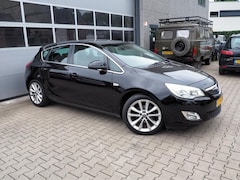 Opel Astra - 1.6 Cosmo CLIMA CRUISE LEDER LM VELGEN STOELVERW