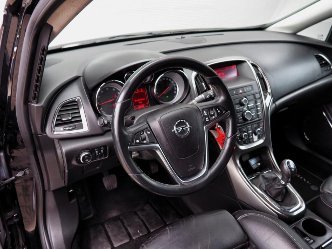 Opel Astra - 1.6 Cosmo CLIMA CRUISE LEDER LM VELGEN STOELVERW.