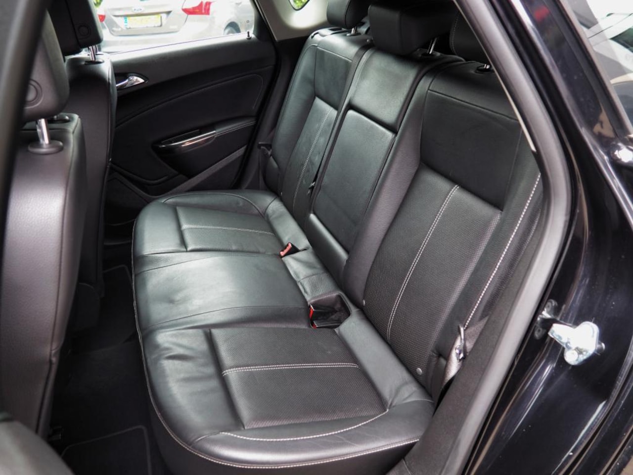 Opel Astra - 1.6 Cosmo CLIMA CRUISE LEDER LM VELGEN STOELVERW.