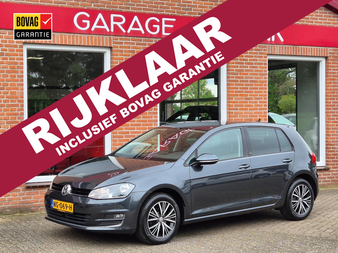 Volkswagen Golf - 1.2 TSI Connected Series 110PK 5drs clima, adapt.cruise, navi, pdc, lmv RIJKLAAR - AutoWereld.nl