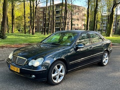 Mercedes-Benz C-klasse - 220 CDI Avantgarde AUT Designo Sedan 2004