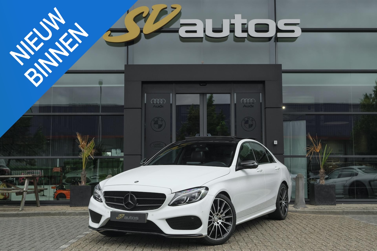 Mercedes-Benz C-klasse - C200 AMG 184pk Panoramadak Burmester Night pakket 19" LMV Command Full led - AutoWereld.nl