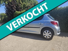 Peugeot 207 - 1.4 VTi X-Line