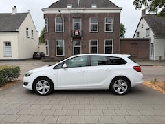 Opel Astra Sports Tourer - 1.4 Turbo Berlin SPORTS TOURER EERSTE EIGENAAR DEALER ONDERHOUDEN ZEER MOOI
