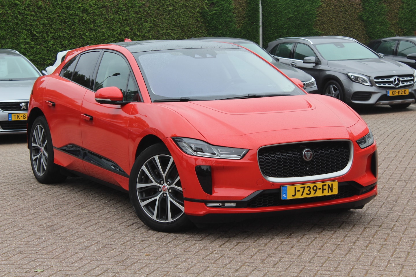 Jaguar I-PACE - EV400 First Edition 90 kWh / Full option / Panoramadak / 360Camera / Head-up / Luchtvering - AutoWereld.nl