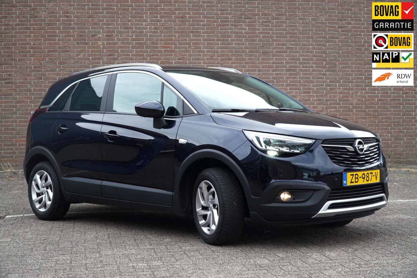 Opel Crossland X - 1.2 Turbo Innovation 1.2 Turbo Innovation 110 PK, Navigatie, Trekhaak, Cruise=en climat control, 1e eigenaar. - AutoWereld.nl