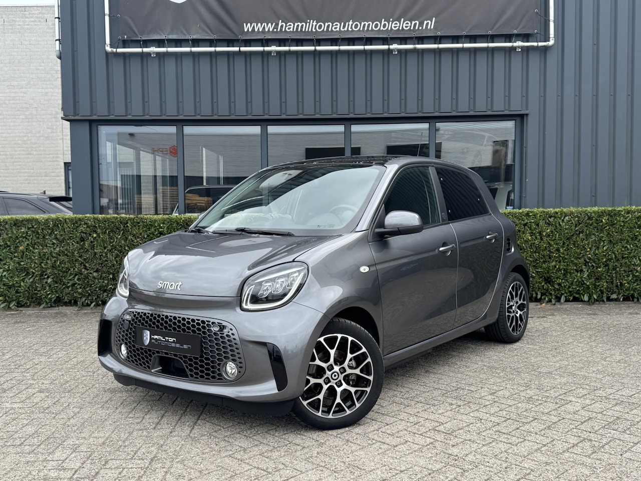 Smart Forfour - EQ Comfort PLUS 18 kWh Full options NL Auto 31dkm incl. BTW !! - AutoWereld.nl