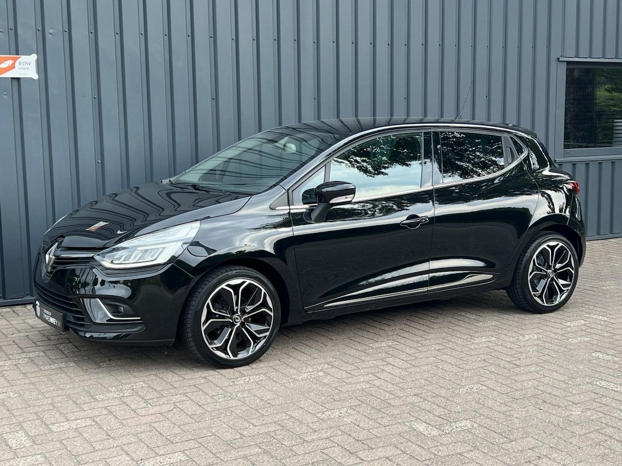 Renault Clio - 0.9 TCe Bose NAVIGATIE!/CRUISE!/CLIMA!/COMPLEET!/ - AutoWereld.nl
