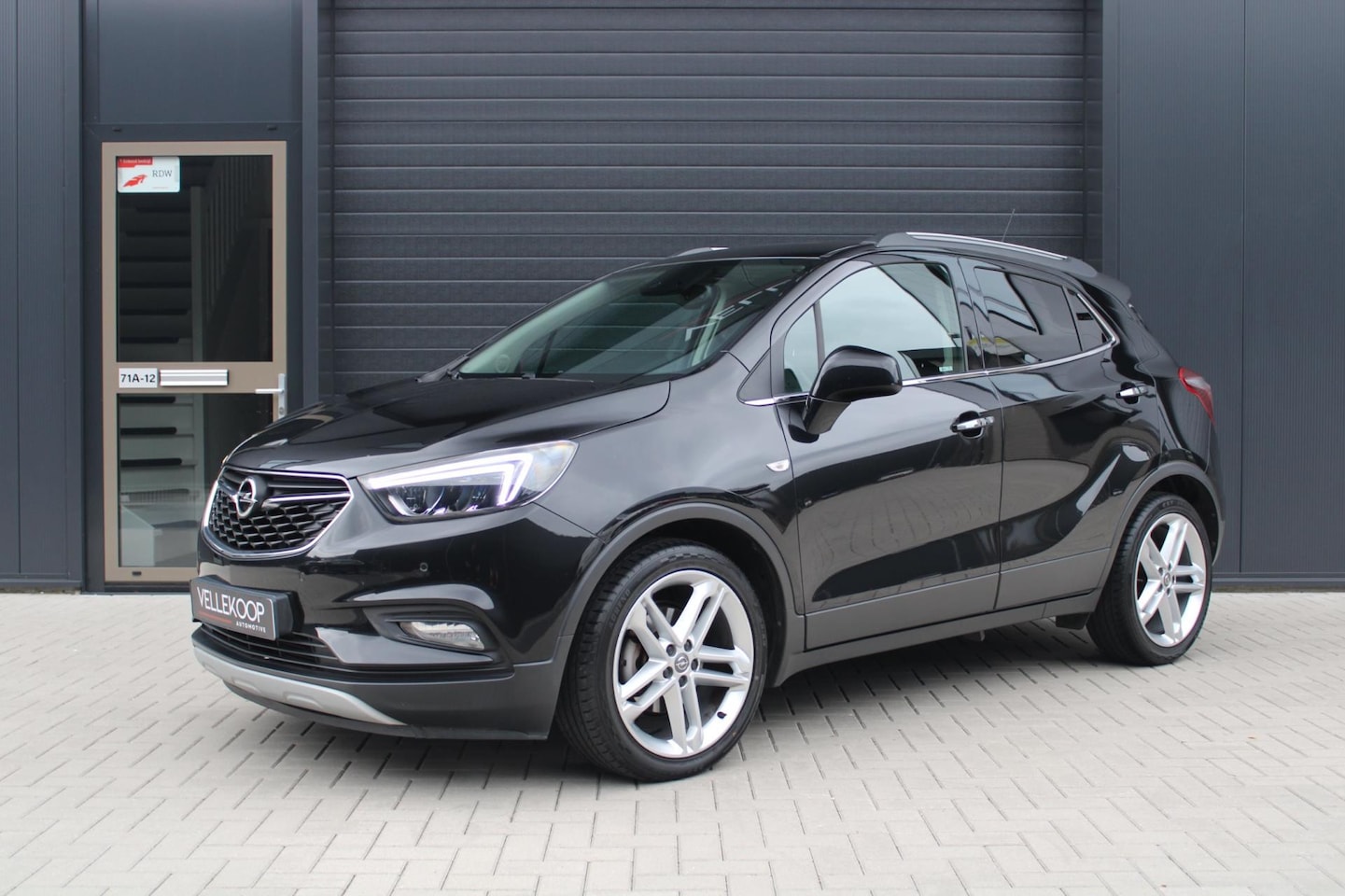 Opel Mokka X - 1.4 Turbo Innovation | Trekhaak | Panoramadak | Stuur-/stoelverwarming | Leder | Keyless | - AutoWereld.nl