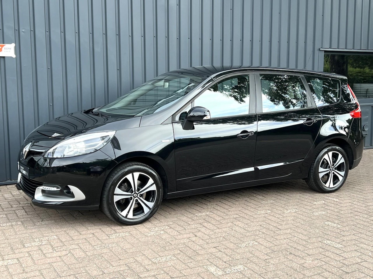 Renault Grand Scénic - 1.2 TCe Limited 7-PERSOONS!/NAVIGATIE!/CRUISE!/ - AutoWereld.nl