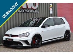 Volkswagen Golf - 2.0 TSI GTI Clubsport 265PK Dynaudio/Camera/19''/DSG