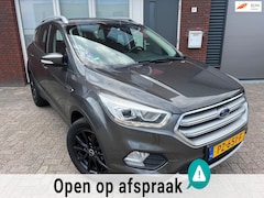 Ford Kuga - 1.5 EcoBoost Trend Ultimate / Navi / PDC / Clima