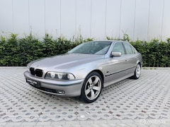BMW 5-serie - 520i Executive Airco 19 inch Nw apk Trekhaak