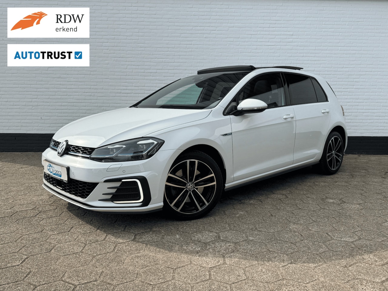 Volkswagen Golf - 1.4 TSI PHEV GTE l PANODAK l ACC l GARANTIE! - AutoWereld.nl