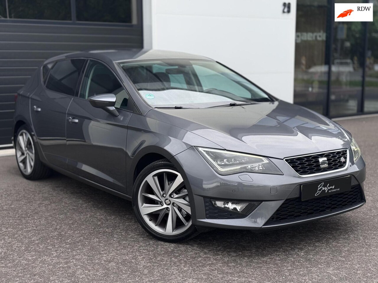 SEAT Leon - 1.4 EcoTSI FR CarPlay|Stoelverw|Navi - AutoWereld.nl