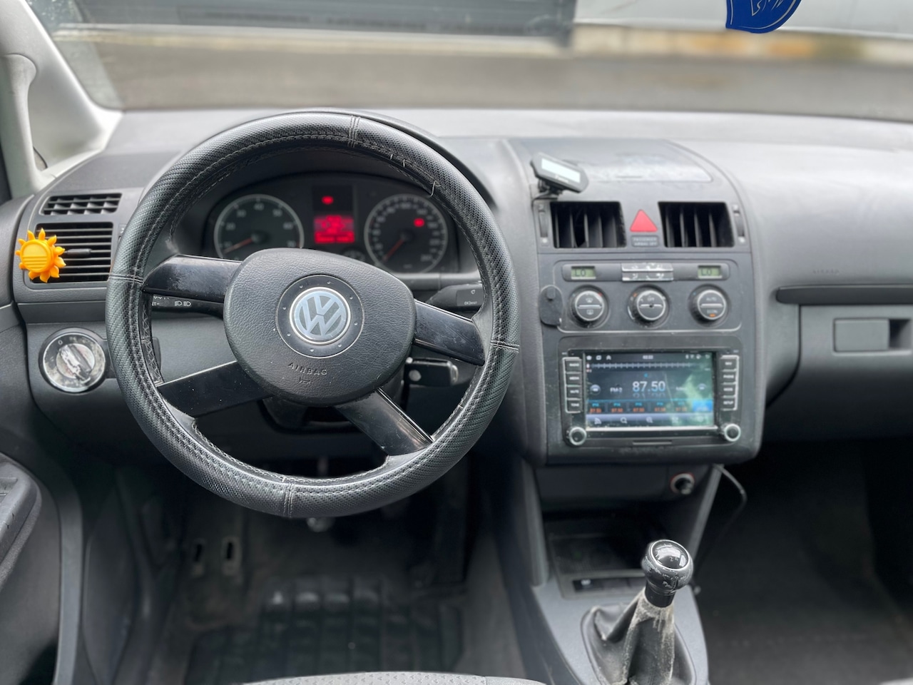 Volkswagen Touran - 1.6-16V FSI Athene 7 PERSOONS AIRCO - AutoWereld.nl