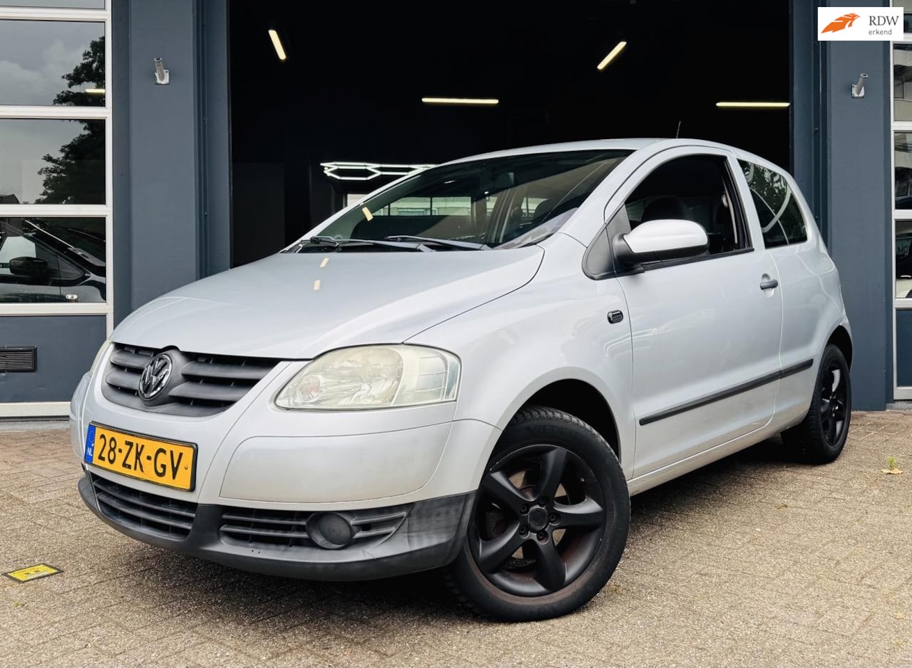 Volkswagen Fox - 1.2 Trendline ST.BEKR | TREKHAAK | LMV | APK - AutoWereld.nl
