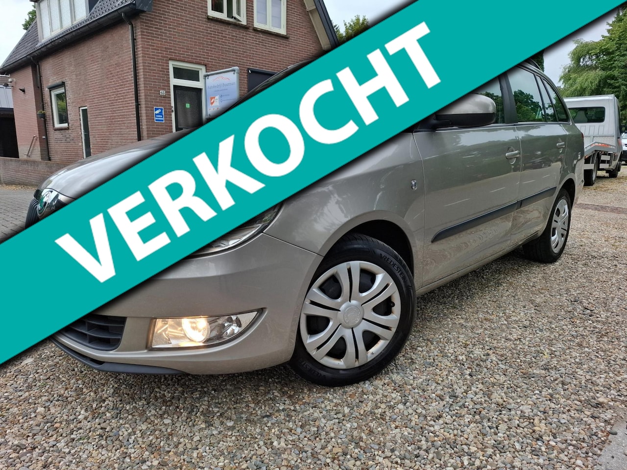 Skoda Fabia Combi - 1.2-12V Fresh airco elektr pakket boekjes etc - AutoWereld.nl
