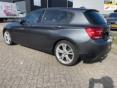 BMW 1-serie - 116i Business+ Navigatie, PDC, Garantie
