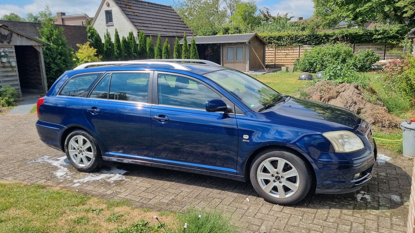 Toyota Avensis - 2.0 VVTi Executive - AutoWereld.nl