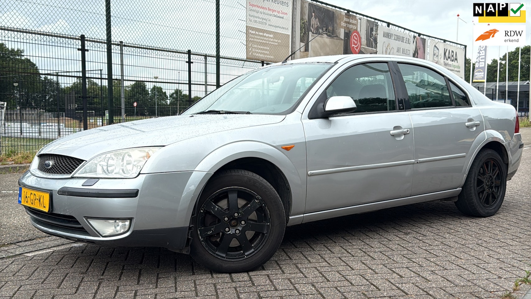 Ford Mondeo - 1.8-16V First Edition APK/AIRCO/CRUISE - AutoWereld.nl