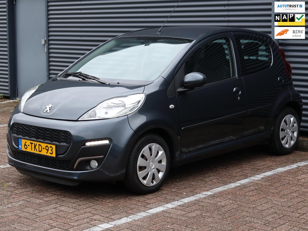 Peugeot 107 - 1.0 Active|Carplay|Nav|Airco|LED|Elek. Ramen - AutoWereld.nl