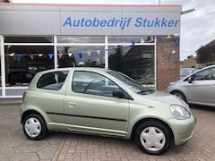 Toyota Yaris - 1.0 VVT-i Linia Sol 1e Eigenaar