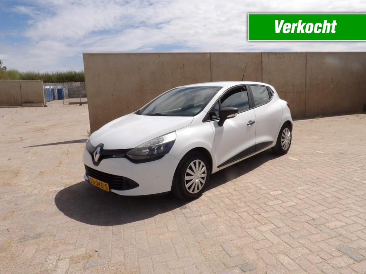 Renault Clio - 1.5 DCI 5 drs - airco - nieuwe apk -inruilkoopje - nette staat! - AutoWereld.nl
