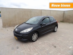 Peugeot 207 - 1.4 3 drs - airco - inruilkoopje