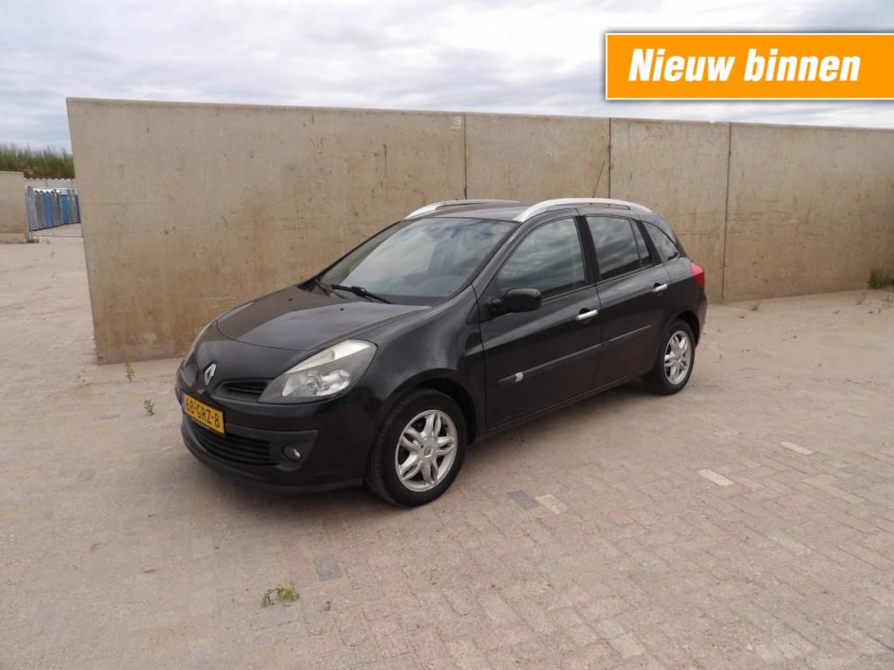 Renault Clio Estate - 1.2 estate - inruilkoopje - handel / export! - AutoWereld.nl