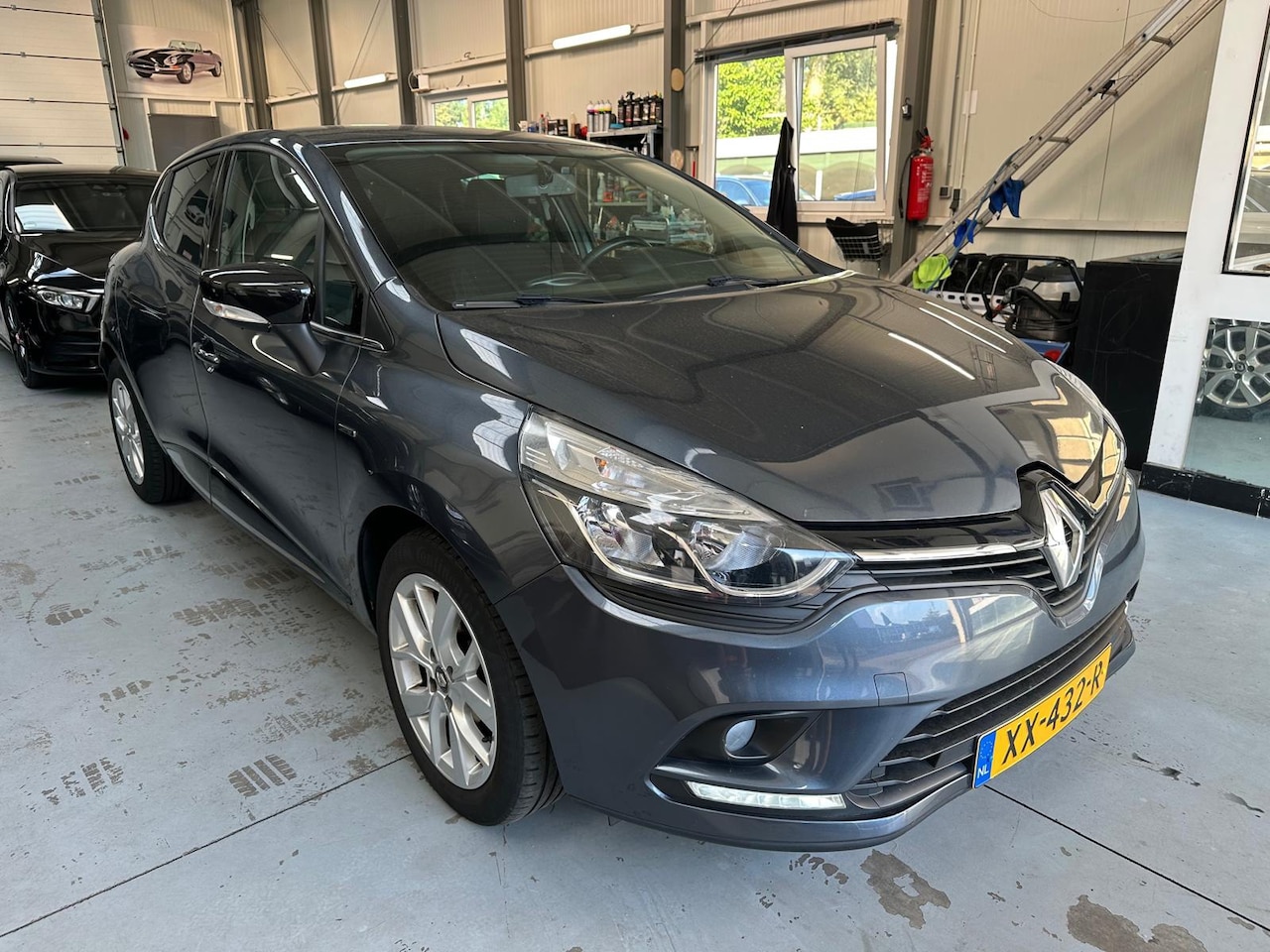 Renault Clio - 0.9 TCe Limited 2019 CarPlay - AutoWereld.nl