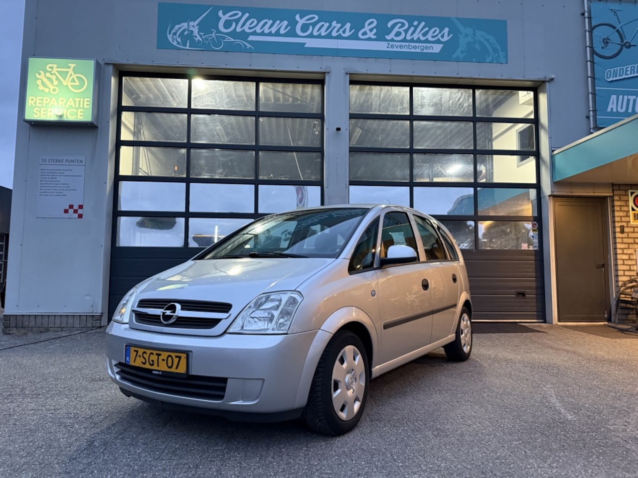 Opel Meriva - 1.6-16V Cosmo 1.6-16V Cosmo - AutoWereld.nl