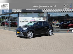 Toyota Aygo X - 1.0 VVT-i MT first , Adap.Cruise, Apple Carplay, Clima, Bluetooth, Camera, LMV 17 Inch, LK