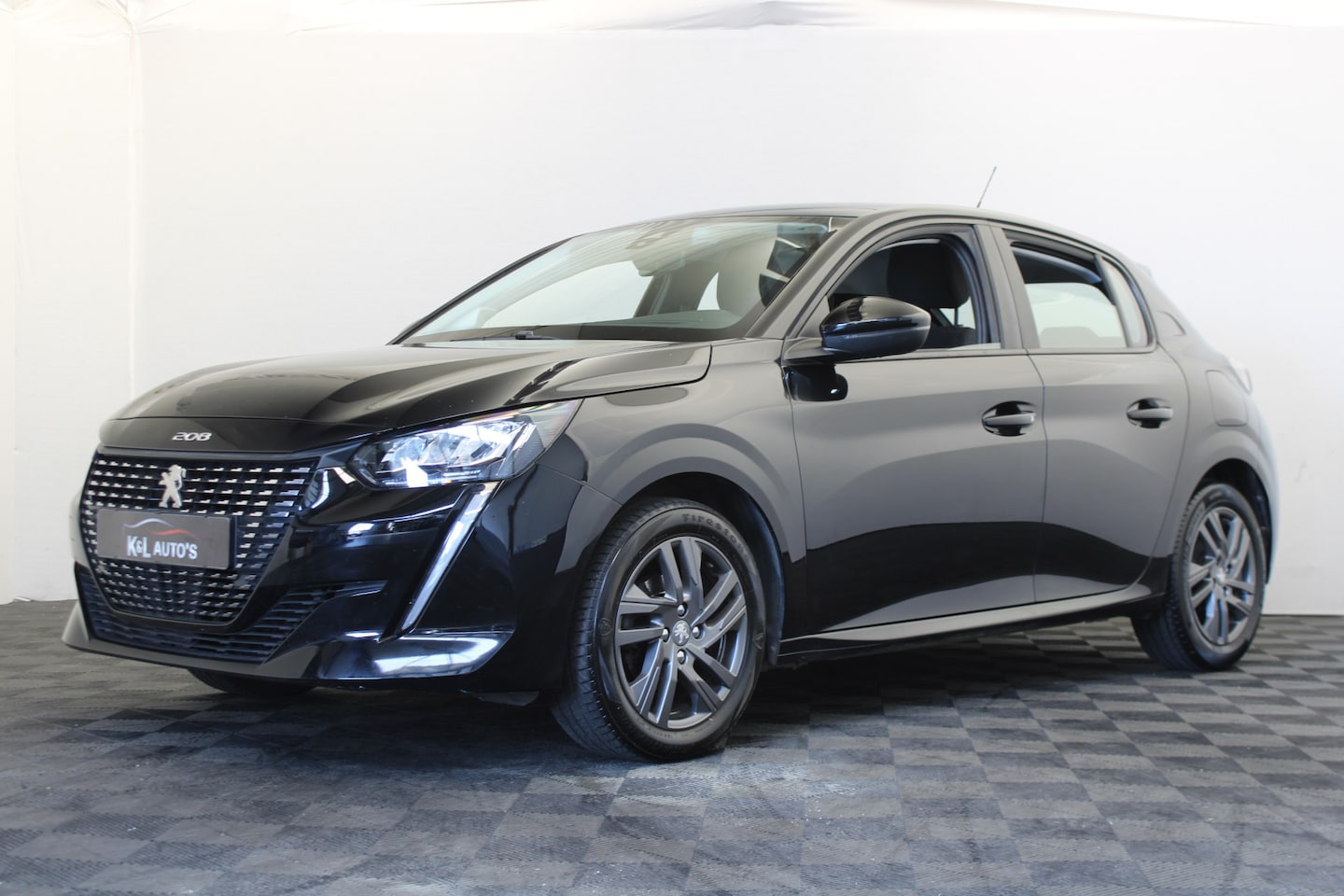 Peugeot 208 - 1.2 PureTech Active Pack |Navi|Carplay| - AutoWereld.nl