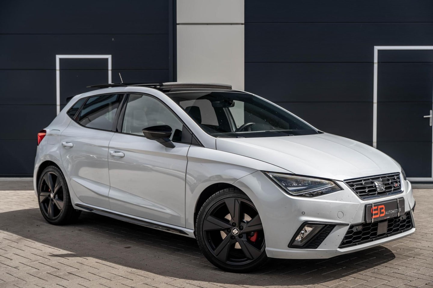 SEAT Ibiza - 1.0 TSI FR Beats|Stoelverw.|Camera|Pano|Bomvol! - AutoWereld.nl