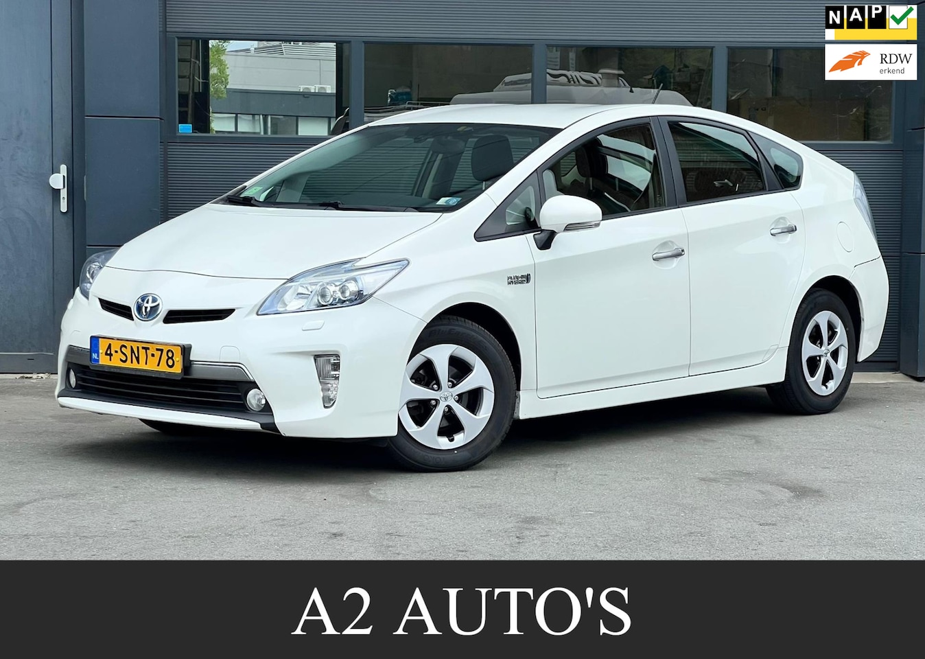 Toyota Prius - 1.8 Plug-in Dynamic Business Full Options - AutoWereld.nl