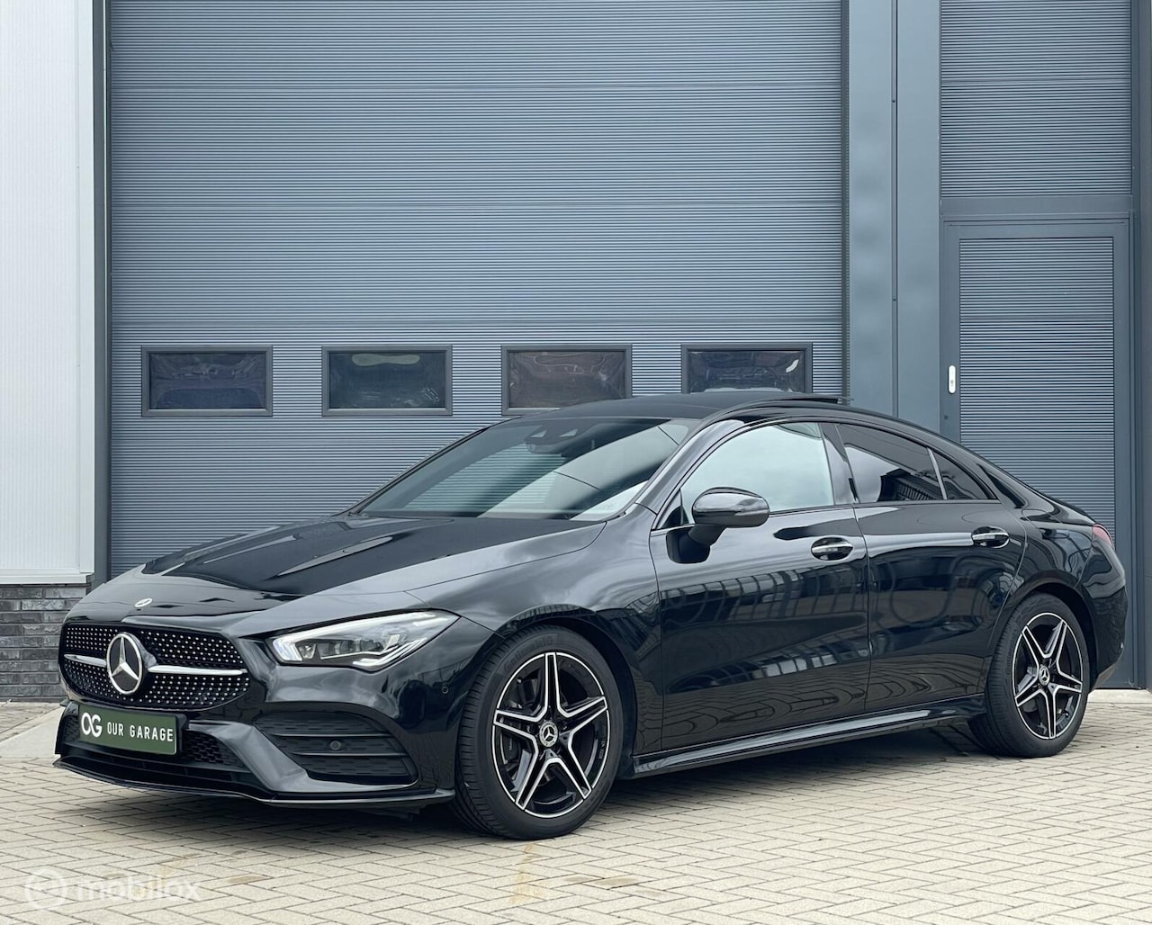 Mercedes-Benz CLA-Klasse - 200 AMG, Pano, Sfeer, Camera, CarPlay - AutoWereld.nl