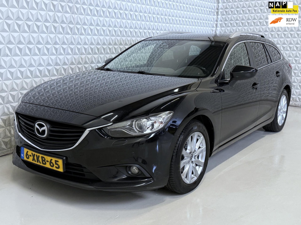 Mazda 6 Sportbreak - 2.2D Skylease+ Navigatie Xenon *EX BPM*(2014) - AutoWereld.nl