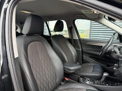 BMW X1 - xDrive25e xLine PLug in Hybrid 220 pk | PHEV | Navi Pro | DAB | 18"L.M | LED Koplampen | S