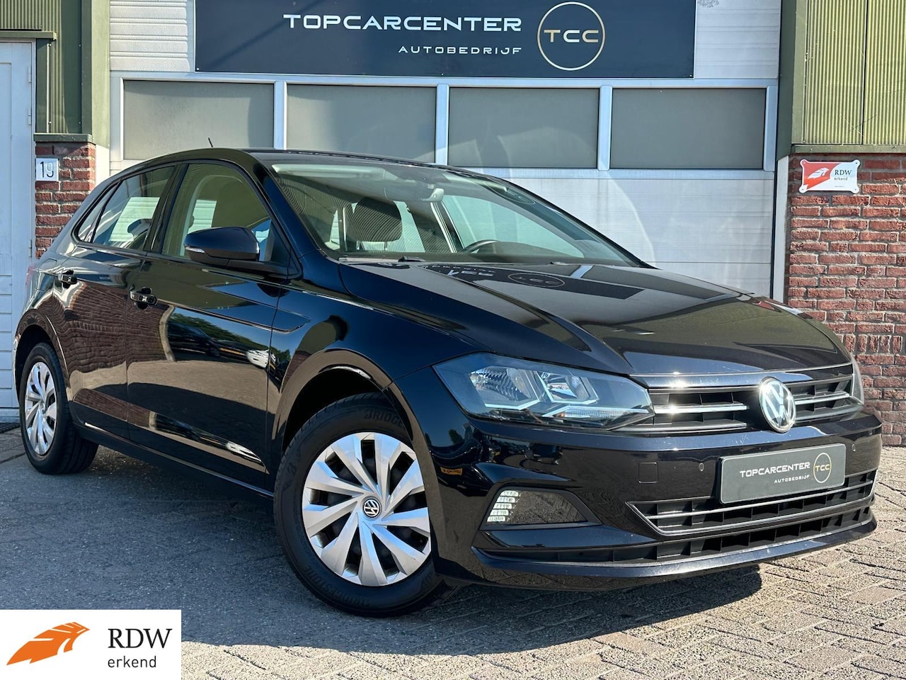 Volkswagen Polo - 1.0 MPI Beats/AIRCO/PARKS/NAVI/CRUISE/APK - AutoWereld.nl