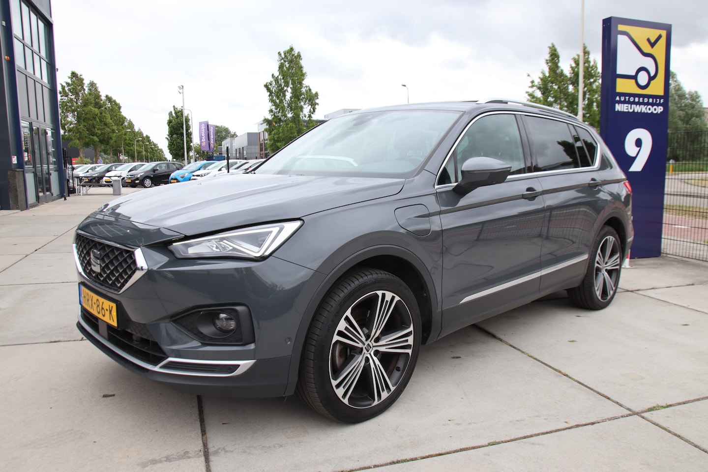SEAT Tarraco - 1.4 TSI e-Hybrid PHEV Xcellence Intense Pano, Leder, Trekhaak, BOMVOL! Zomer aanbieding! - AutoWereld.nl