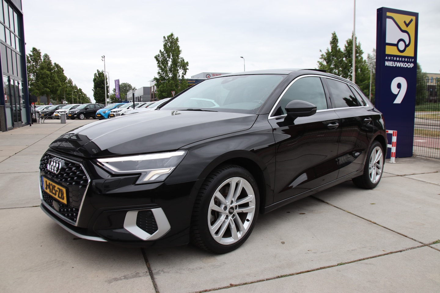 Audi A3 Sportback - 30 TFSI Business edition Pano, Viritueel, Clima, Nl auto Zomer aanbieding! - AutoWereld.nl