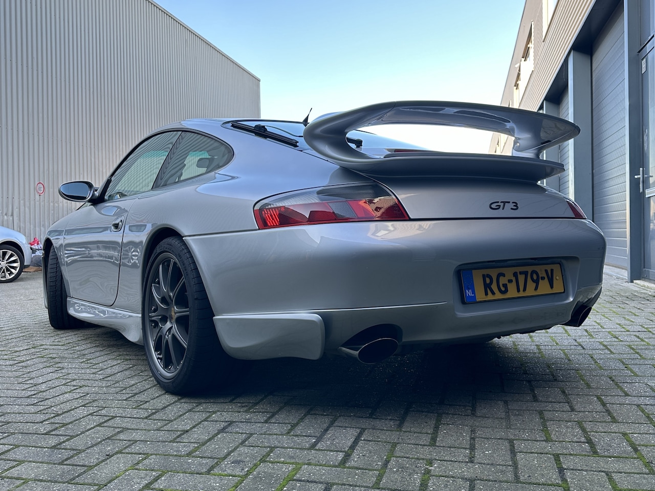 Porsche 911 - 3.4 Coupé Carrera Volledige GT3 bodykit en velgen - AutoWereld.nl