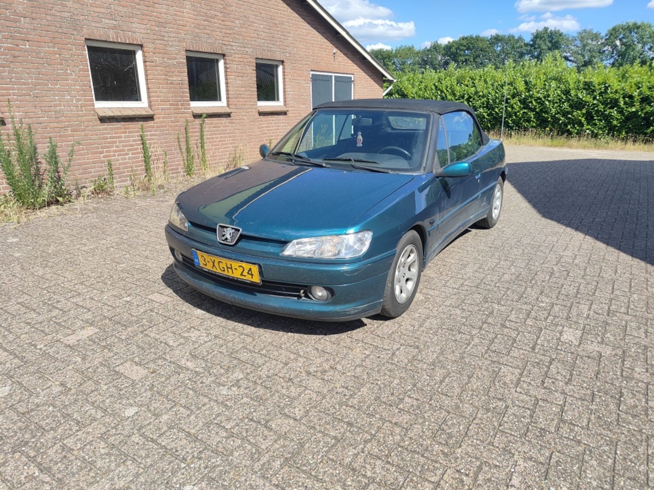 Peugeot 306 Cabriolet - 1.6 Roland Garros 1.6 Roland Garros - AutoWereld.nl