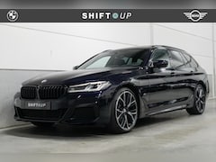 BMW 5-serie Touring - 520i M-Sport | Panoramadak | Head Up | Elektr. Trekhaak
