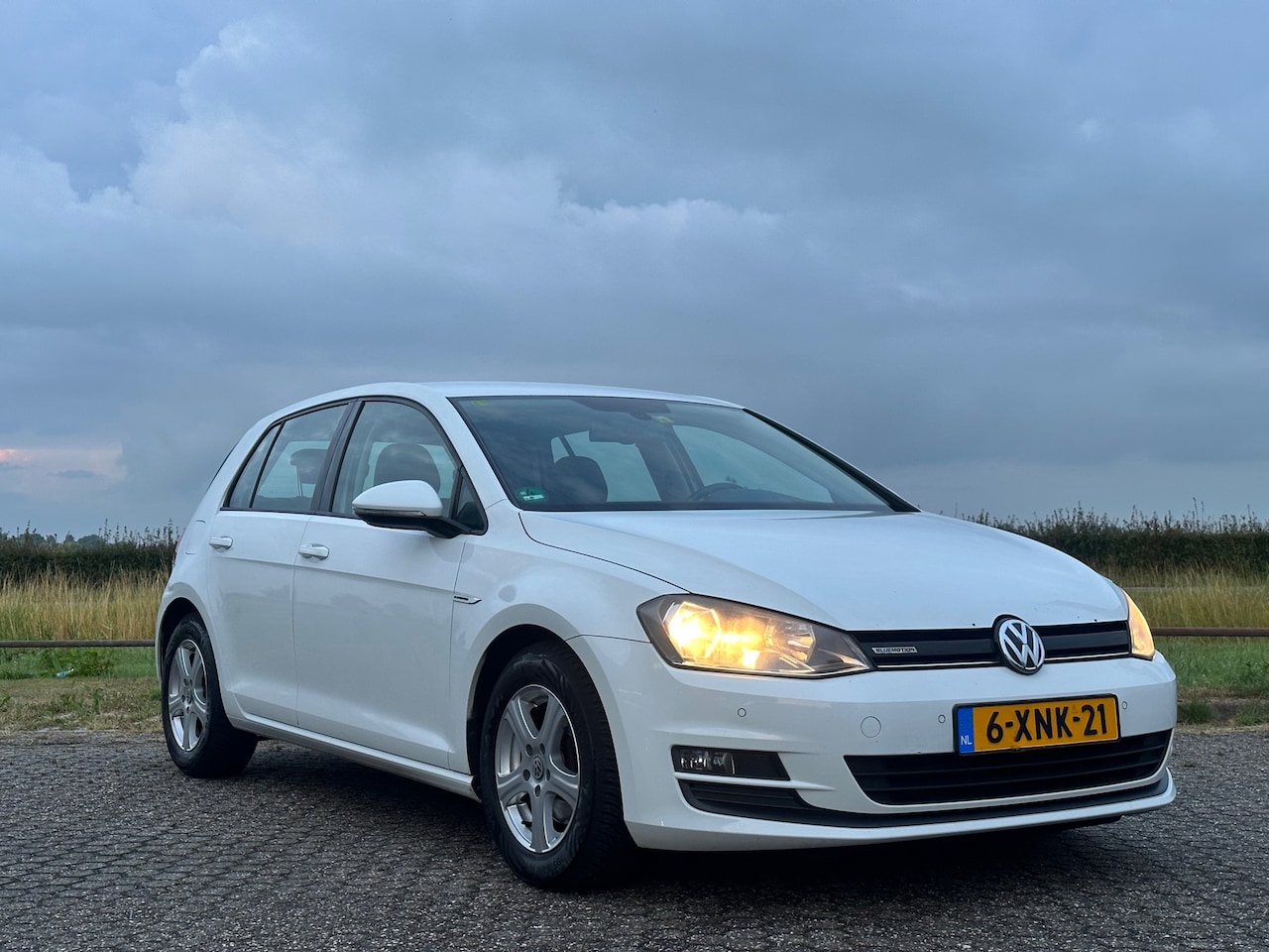 Volkswagen Golf - 1.6 TDI Trendline BlueMotion 1.6 TDI Trendline BlueMotion - AutoWereld.nl