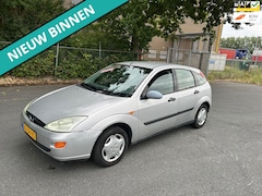 Ford Focus - 1.6-16V Trend LEUKE AUTO ZO WEG PRIJSJE KOOPJE HOOR