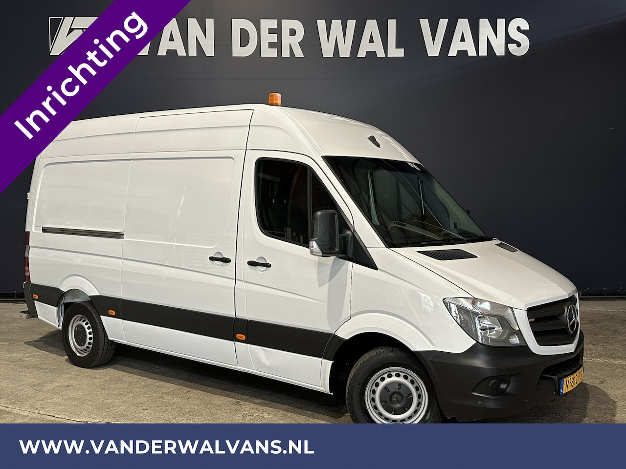 Mercedes-Benz Sprinter - 316 CDI 164pk L2H2 inrichting Euro6 Airco | 2800kg Trekhaak | Cruisecontrol | Chauffeursst - AutoWereld.nl